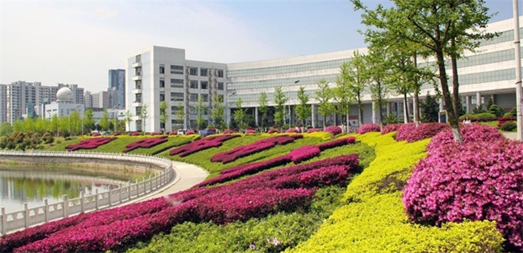 华中科技大学