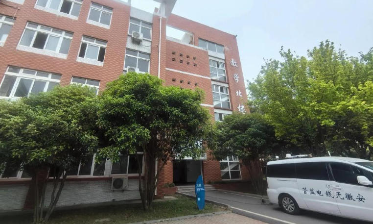 武汉工商学院