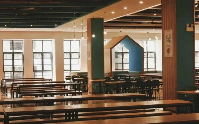 武汉商贸职业学院