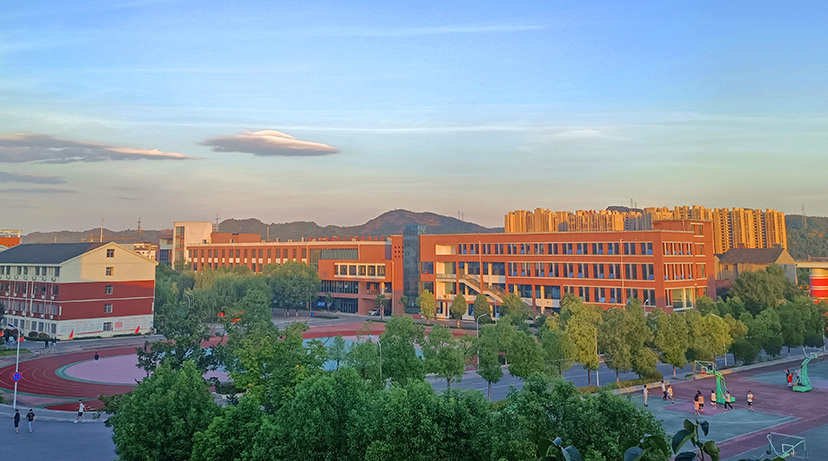 宜昌科技职业学院