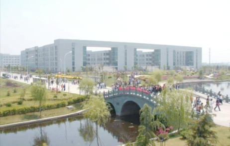 嘉兴职业技术学院