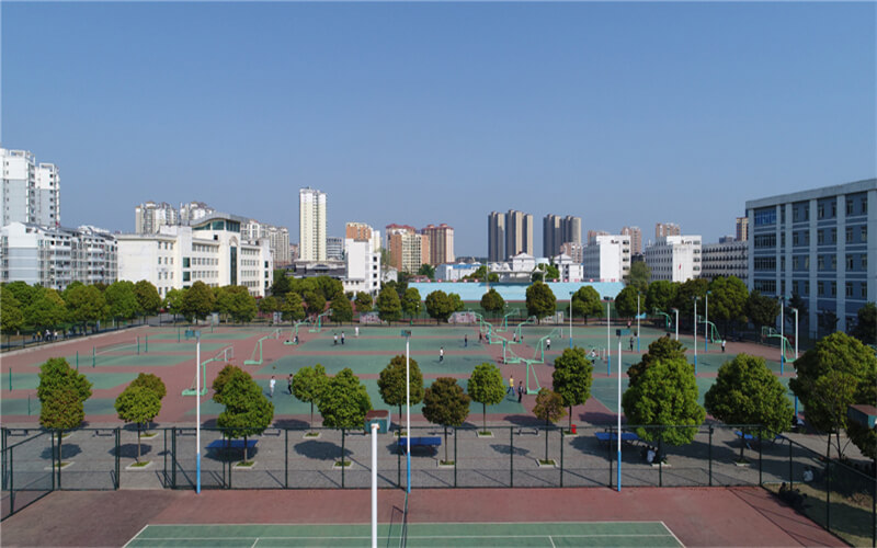 荆门职业学院
