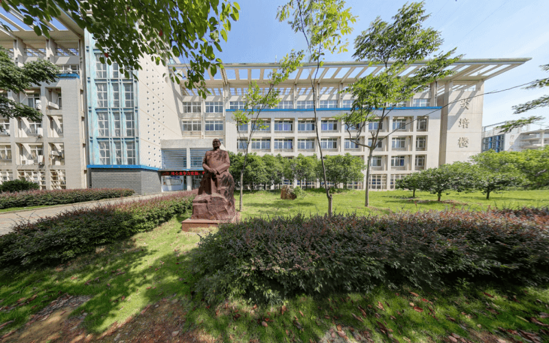 湖南民族职业学院