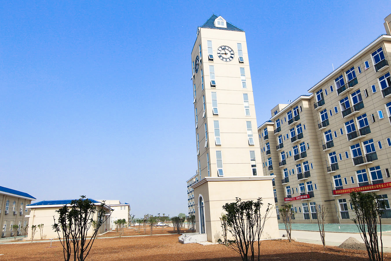 武汉铁路桥梁职业学院