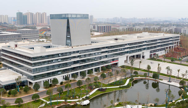 湖南汽车工程职业大学