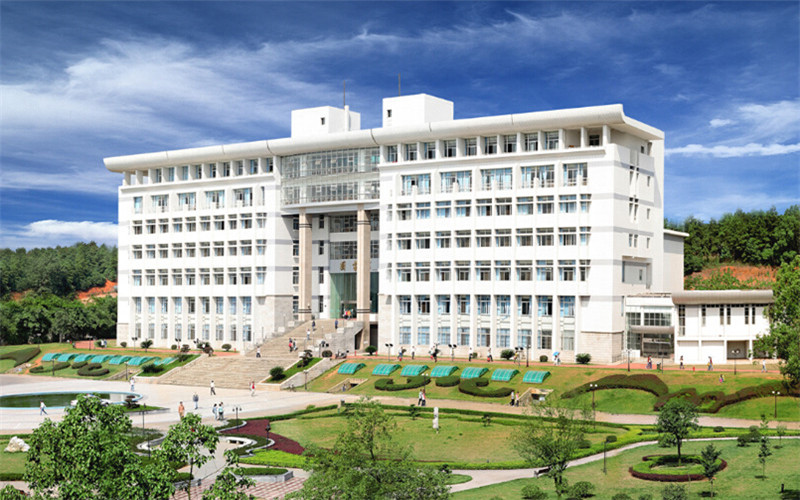 湘潭大学