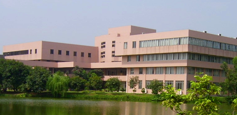 五邑大学