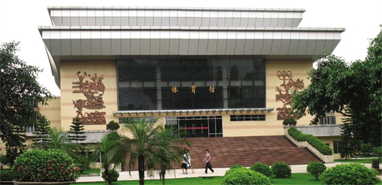 广东白云学院