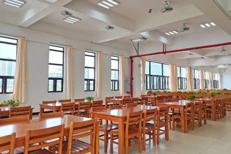 广东江门幼儿师范高等专科学校