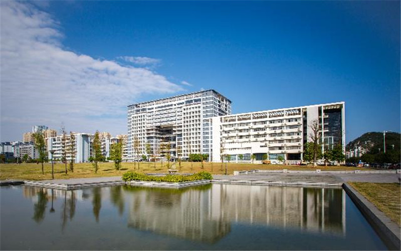 广西科技大学