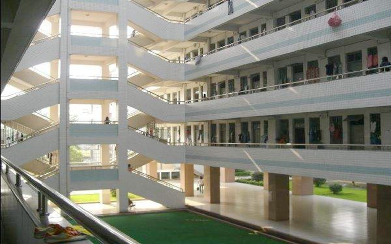 广东省外语艺术职业学院