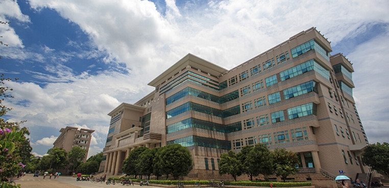 广西大学