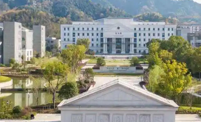 浙江外国语学院