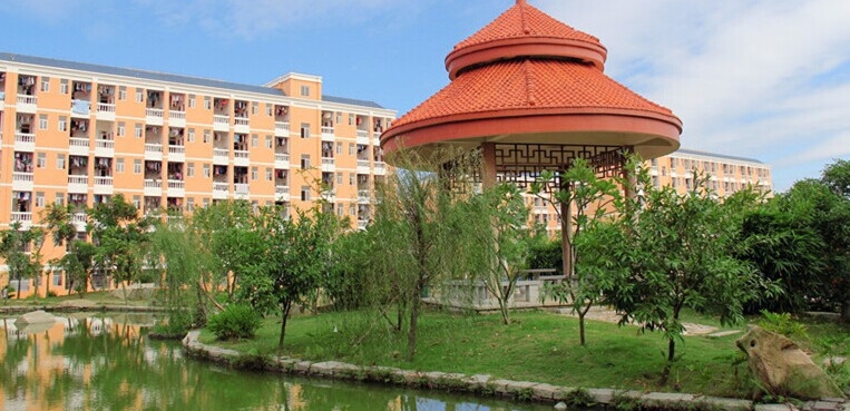 湛江科技学院