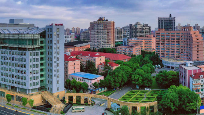 上海外国语大学