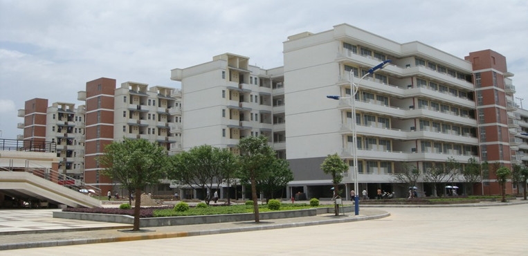 桂林旅游学院