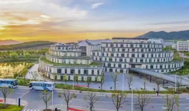 江苏大学京江学院