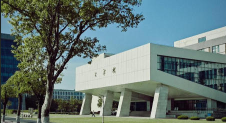 扬州大学
