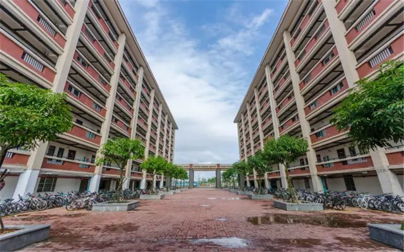北部湾大学