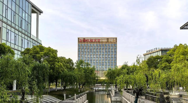 上海科技大学
