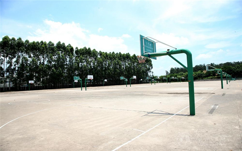 贺州学院