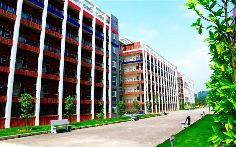 广西培贤国际职业学院