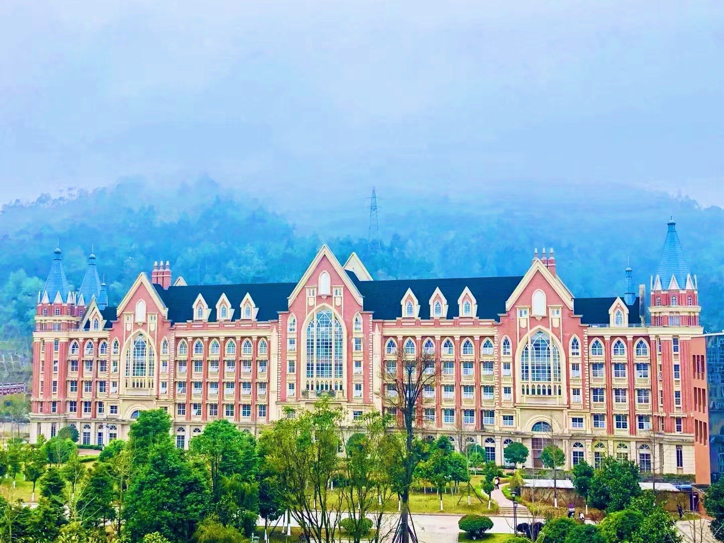 贵州黔南经济学院