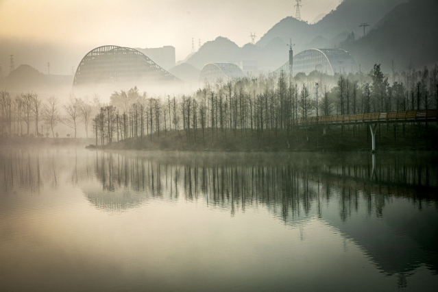 六盘水师范学院