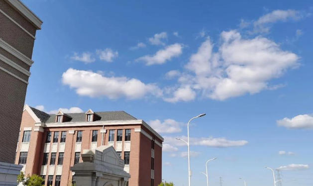 大连理工大学城市学院