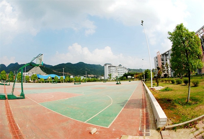 铜仁职业技术学院
