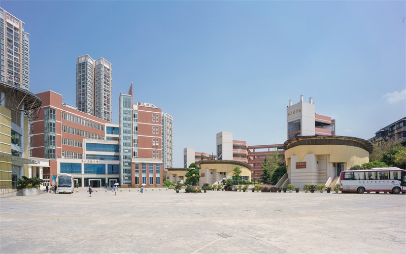四川护理职业学院