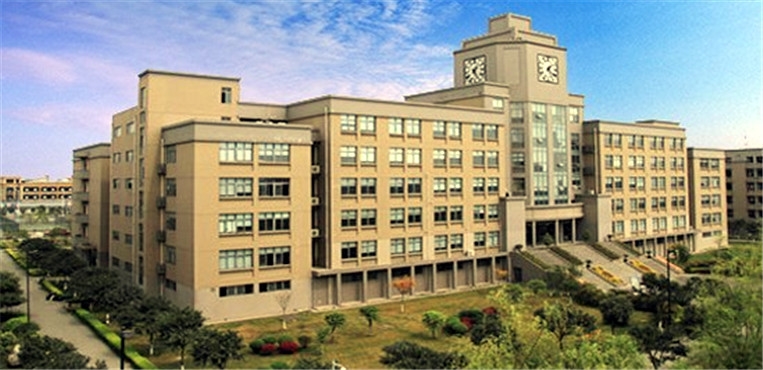 成都银杏酒店管理学院