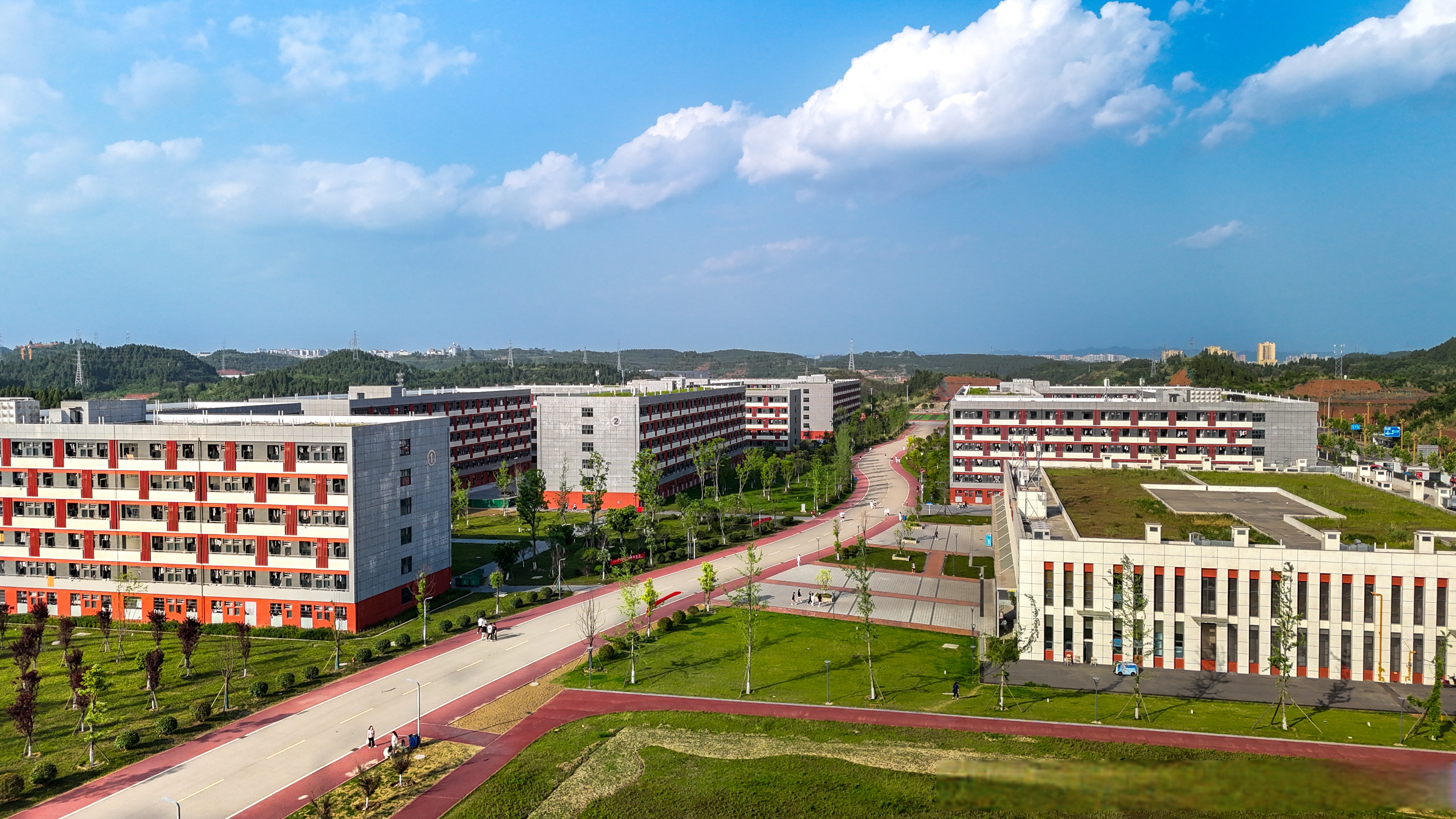 遂宁职业学院