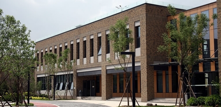 中央财经大学