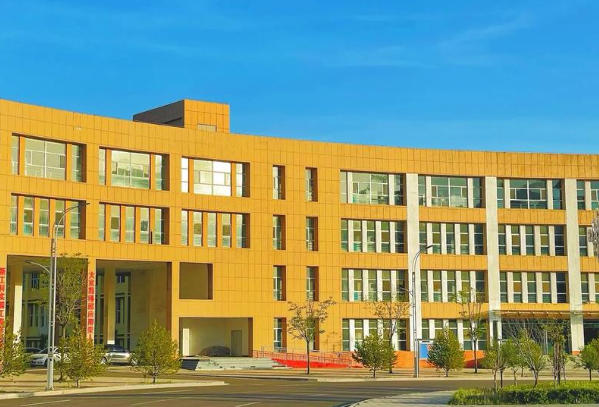 吕梁学院