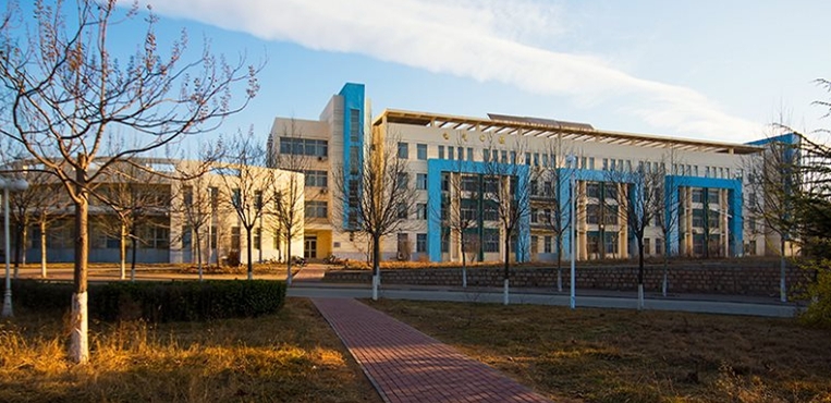 燕山大学里仁学院