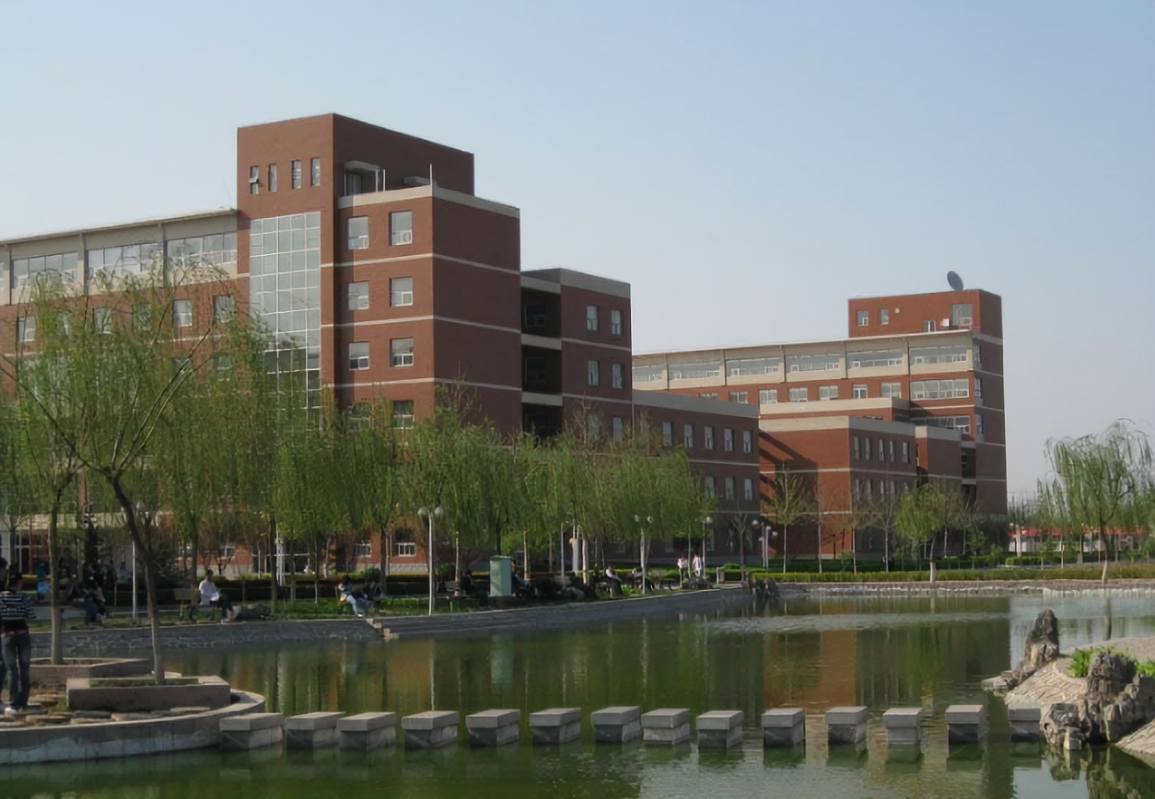 河北大学工商学院
