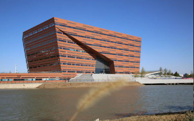 河北工业大学