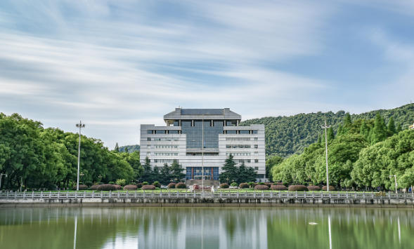 大连海事大学