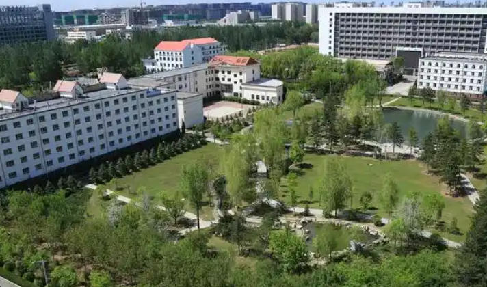 内蒙古鸿德文理学院