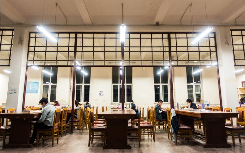 南开大学
