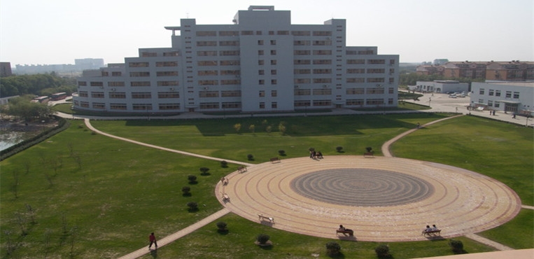 天津商业大学宝德学院
