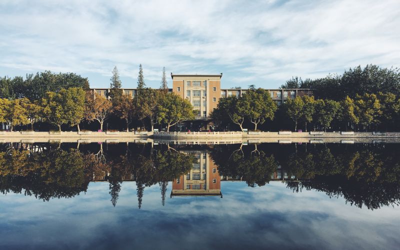 南开大学