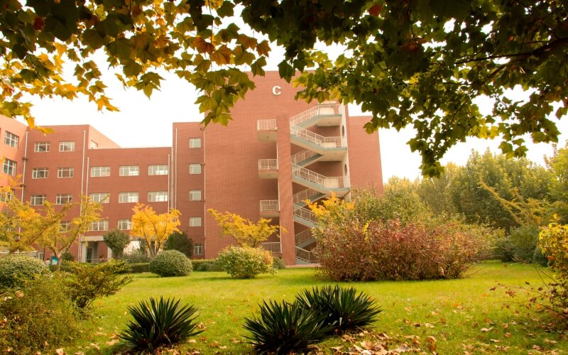 燕京理工学院