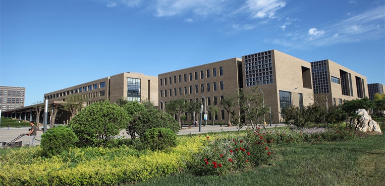 天津工业大学