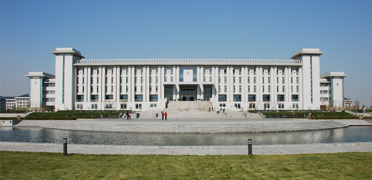 首都医科大学