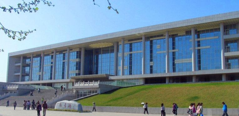 河北经贸大学